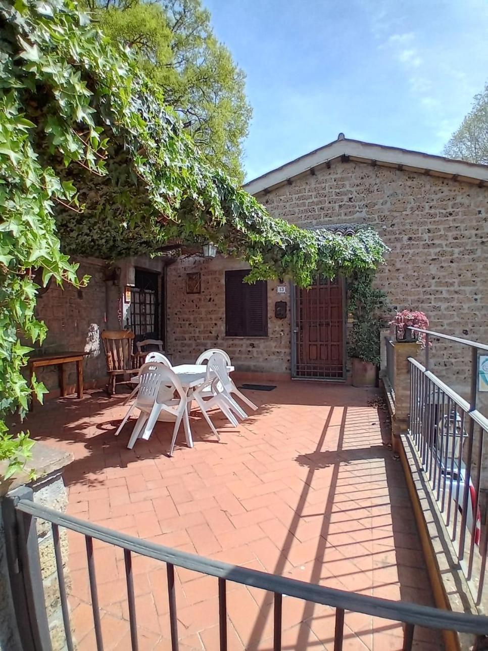 Casa Serafina Trilocale Con Arredi D'Arte E Parcheggio Privato Orvieto Exteriér fotografie