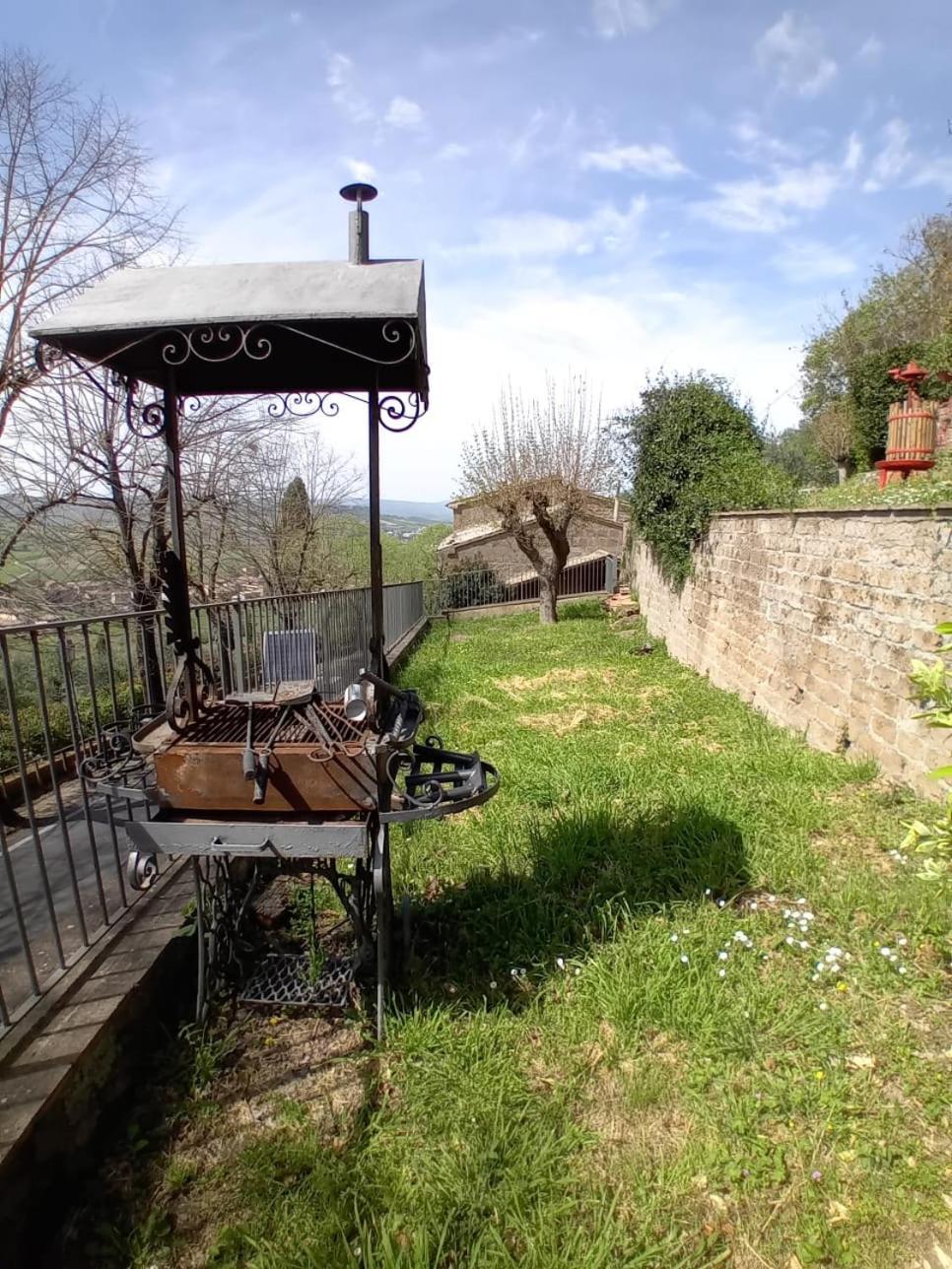 Casa Serafina Trilocale Con Arredi D'Arte E Parcheggio Privato Orvieto Exteriér fotografie
